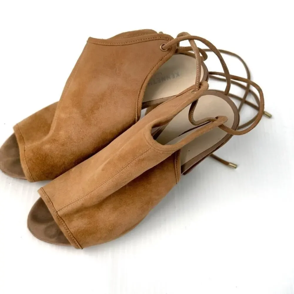 Kenneth Cole New York Delila lace up block heeled peep toe suede tan size 7.5